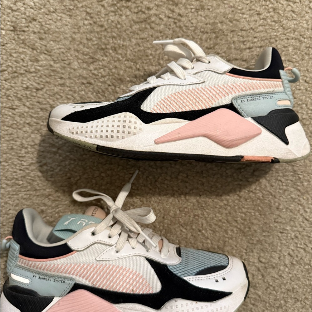 Puma White and Pink Sneakers Retro-Inspired Chunky Design